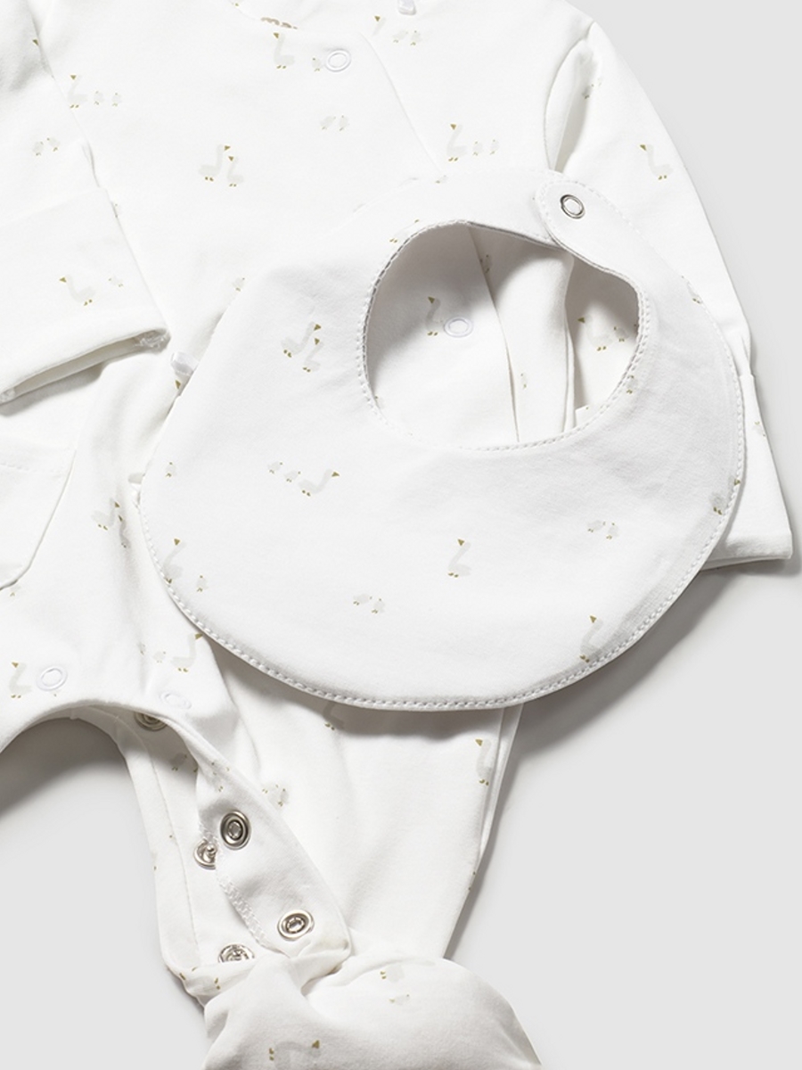 

Пижама+шапка+нагрудный, Белый, Пижама+шапка+нагрудный