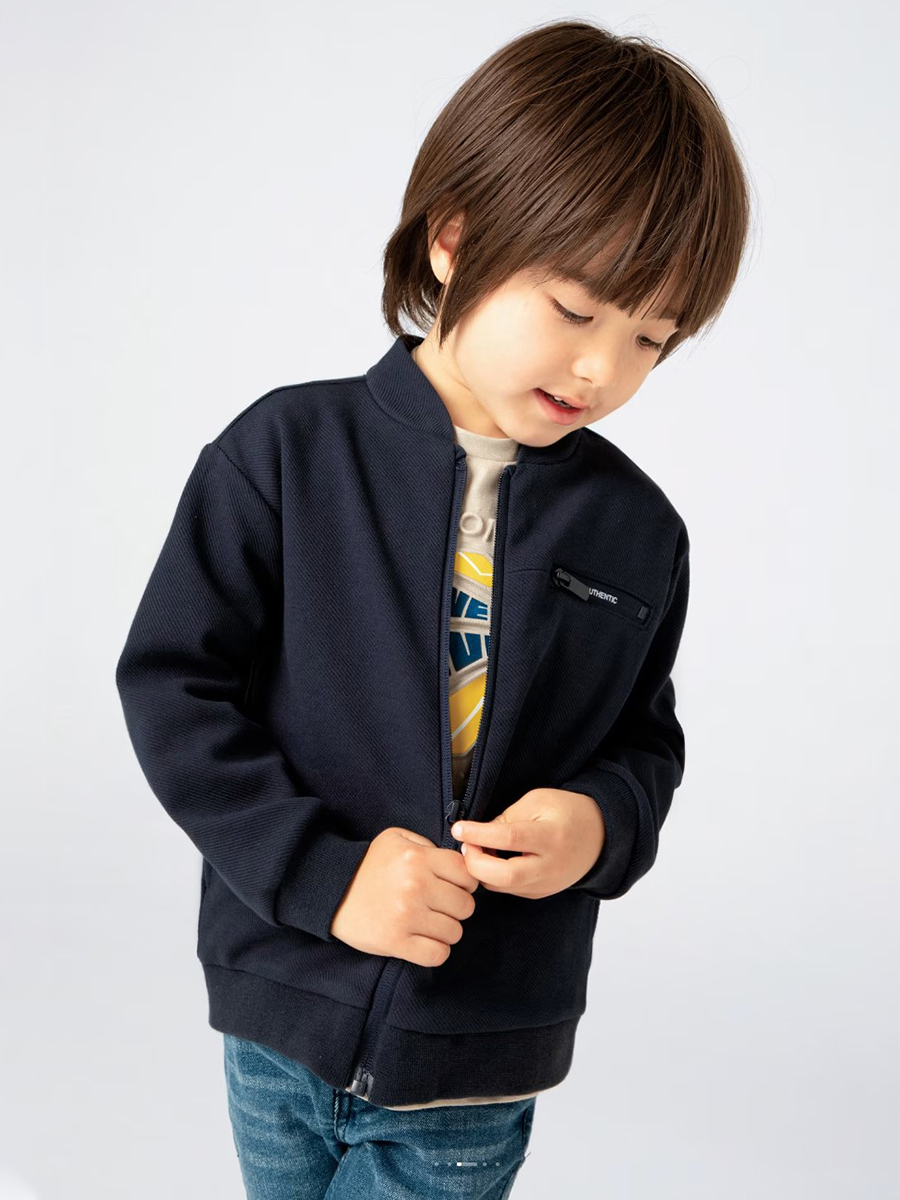 Бомбер 2699₽