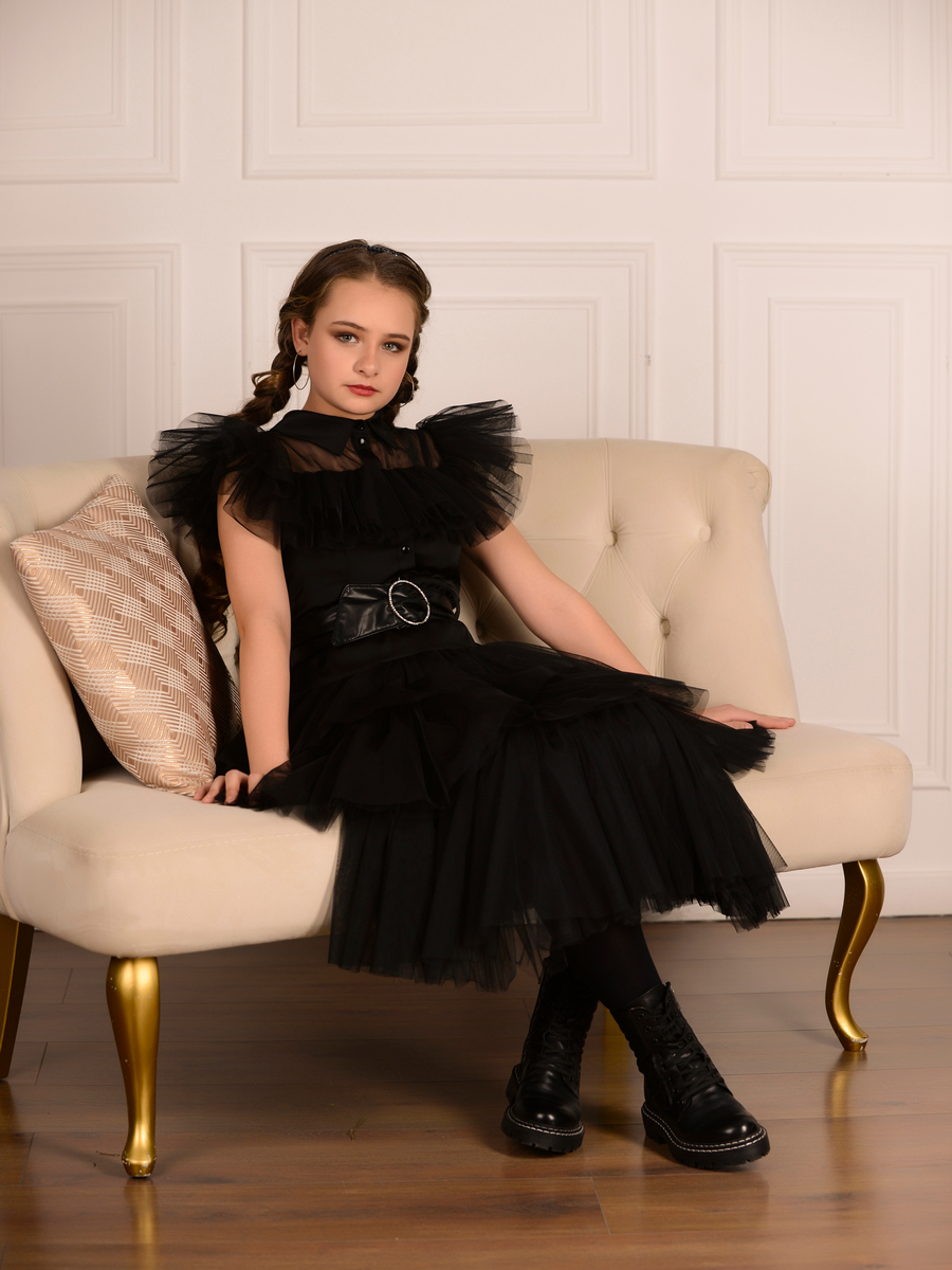 Платье Lila Style, размер 13, цвет черный