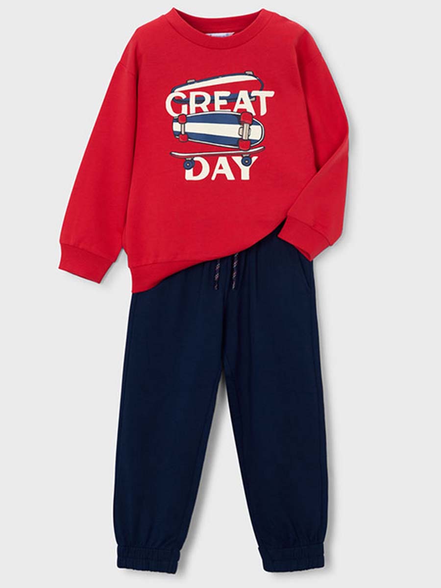 Костюм 4799₽