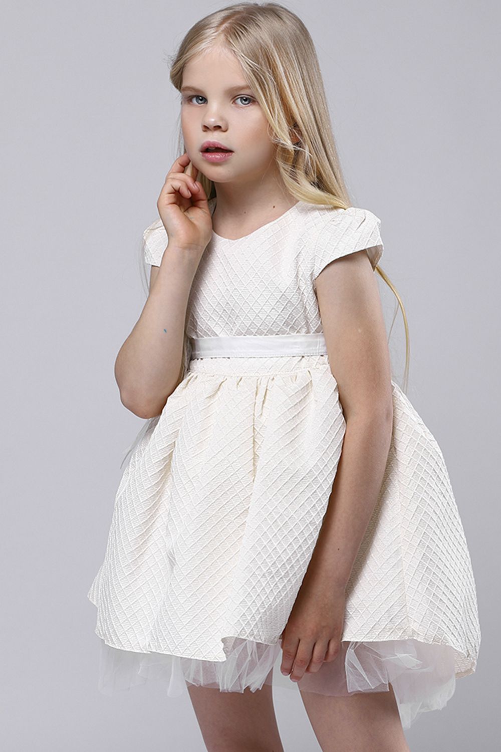 Платье Amigo7seven, размер 104-110, цвет белый 29-18AM1432B - фото 1